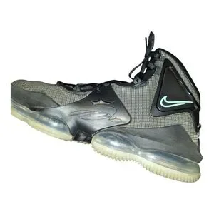 Nike | Shoes | Nike Lebron Soldier 1 In Black And Gray  display picture 2